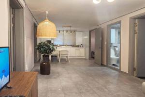 매일, Hongdae Art house