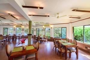 The Riverwood Forest Retreat Dooars - fully vaccinated staff