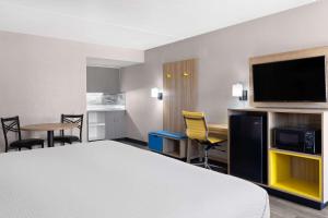 Days Inn by Wyndham Conway