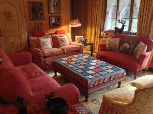 3 BR Classic Chalet in Gstaad By Smiling House