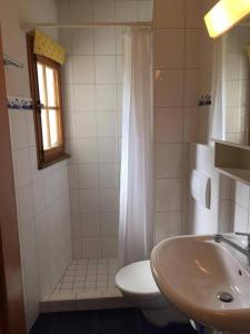 Cute Chalet with Breathtaking Views