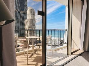 Mantra on View Ocean Escape at Surfers Paradise