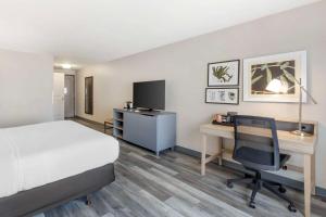 Country Inn & Suites by Radisson, St Peters, MO