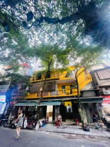 IL Divo Hostel & Spa 61 Bát Sứ