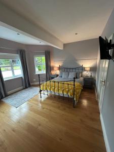 Saddleview Farm, Galway