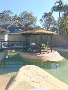 Waterfront Oasis Lakefront Villa