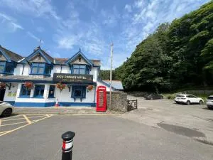 High Corner Hotel - Llanhary