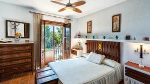 Villa Cortijo El Peñon Frigiliana by Ruralidays