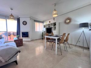 Duquesa Fairways, 2 beds, walking distance to Duquesa Port