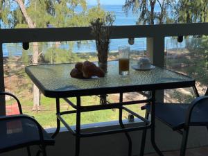 Phoenix Beach Apartments sea view