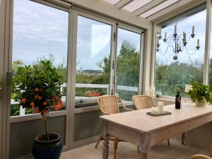 Charming sunroom with panorama view