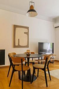 Lux Retreat in the heart of Kolonaki