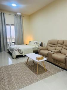 Luxury Home Lagoon view - 3hvězdičkové hotely ve městě Rás al-Chajma