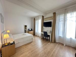 Alojamiento en Roger de Flor