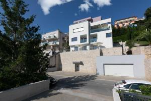 Apartments Kanat 1 & 2 with beautiful sea view