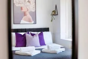 Five Bedroom House by Brookland Stays Serviced Accommodation Short Lets Brighton & Hove with Free WiFi - 波茨莱德