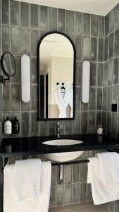 Hotels Hotel Grand Coeur Latin : Suite