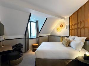 Hotels Hotel Grand Coeur Latin : photos des chambres