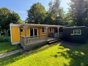 Ruime 5-persoons chalet aan het Bergumermeer - Oostermeer