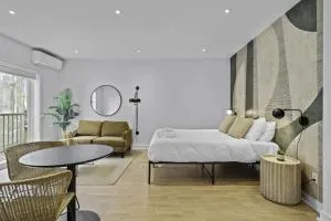 Trendy Open-Space Studio by Jean Talon Market - Pont-Viau