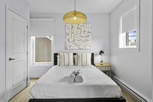 Stylish 1-Bedroom Haven by Jean Talon Market