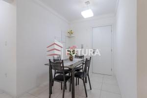 Apartamento de 02 quartos a 450 metros do mar LA042E