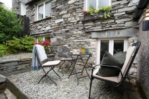 Charming 3-Bedroom Barn in Ambleside by LetMeStay