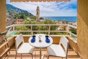 090c - Casa Serena, VISTA MARE,5 minuti a piedi dal mare