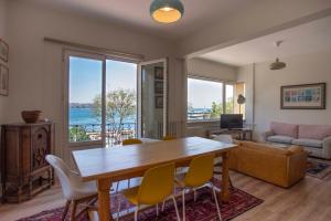 Waterfront Apartments with a Stunning View