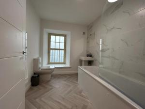 Linen Loft Apartments