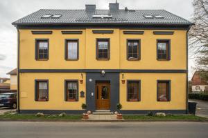 Elements Apartments & Renata