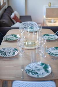 Appartements Le petit sesame jacuzzi cosy Stade De France 6 personnes Wifi Terrasse Parking prive : photos des chambres