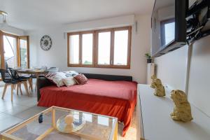 Appartements Le petit sesame jacuzzi cosy Stade De France 6 personnes Wifi Terrasse Parking prive : photos des chambres