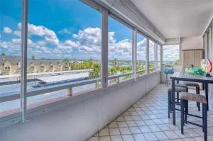 Sunset Serenity Beach Escape - 雷丁顿海岸