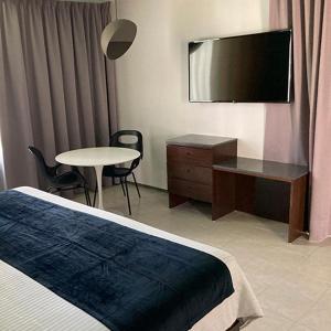 Hotel Y Parque Acuático La Caldera