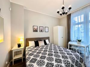 Studio By The Pier III z balkonem