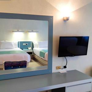 Hotel Y Parque Acuático La Caldera