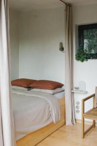 hOMM domek nad jeziorem