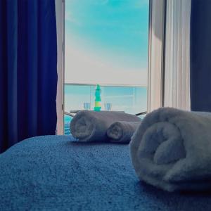 Cozy Sea Mountain Apt#10 Free Wi-Fi Equipped for Long Term Stays