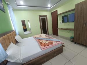 Om hotel