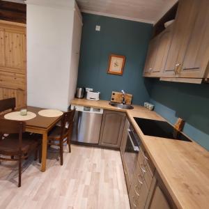 Suure terrassiga korter raudteejaama lähedal