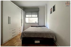 2 quadras da AVENIDA PAULISTA, Apartamento prático em JARDIM PAULISTA