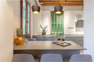 Living4Malaga Shining Beetle