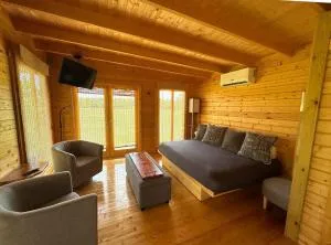 Tranquil Modern Farm Cabin - Cedar Island