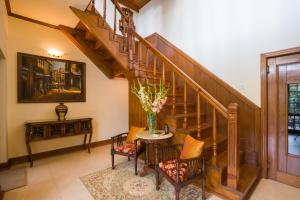 ELIVAAS 3 BHK with Entertainment lounge - The Meadow