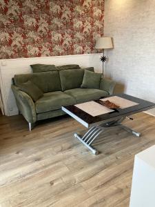 Appartements Appartement central des terres chaudes proche bord de mer : photos des chambres