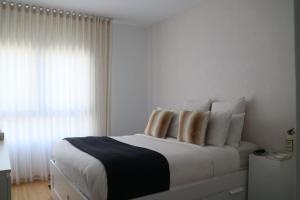 River Terrace & Pool View - Seixal