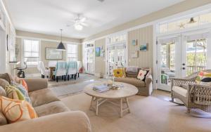 Cobalt Close & Cozy by Oversee 30A