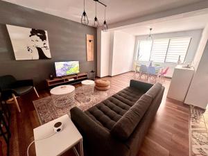 Casa curte interioara, centru