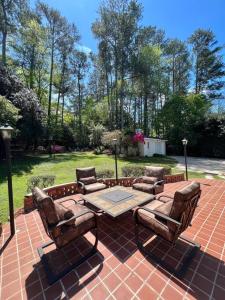 Classy utopian escape near Emory